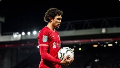 罗马诺：曼联要等谢什科伤情确定后再与齐尔克泽讨论未来