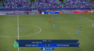 球队在比赛最后一刻完成绝杀