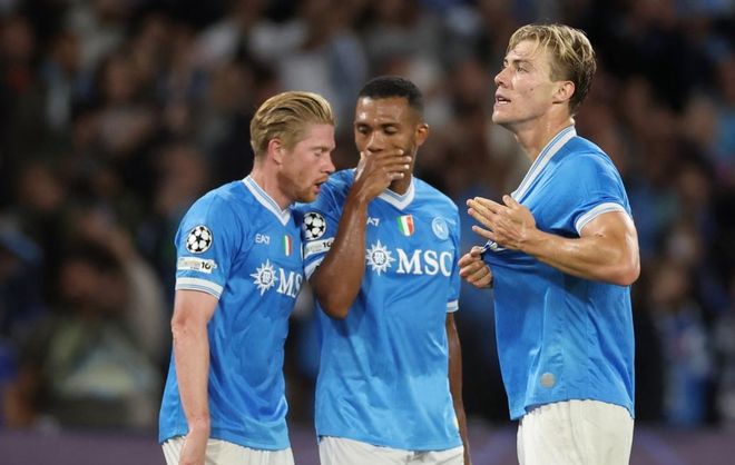 碾压！詹姆斯生涯对阵猛龙58胜18负，场均28+8+7