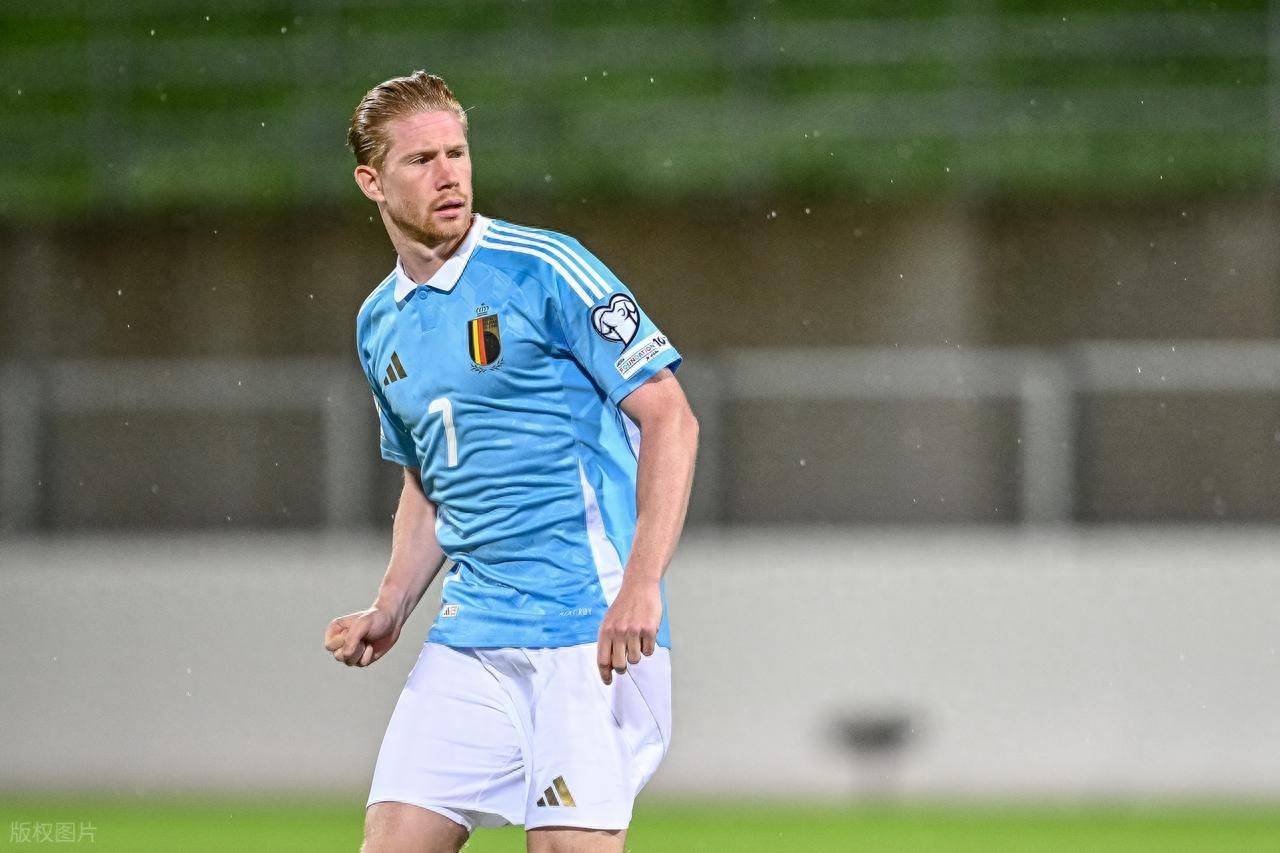 足球法甲豪门官宣续约核心前锋，合同长达五年