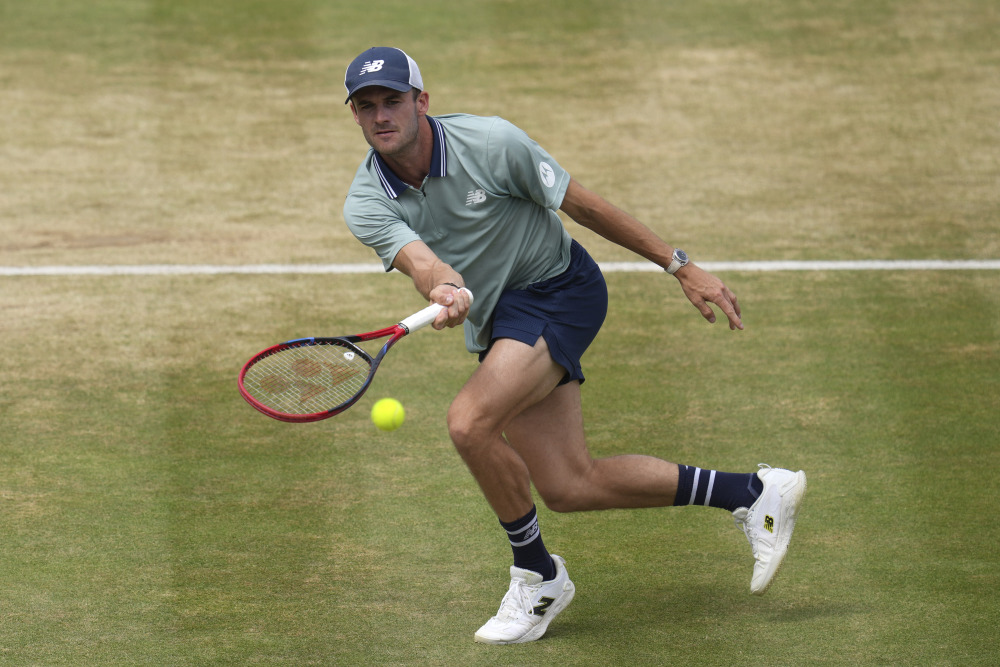 [图]约基奇27+14+6威少双里程碑 掘金36分大胜爵士.